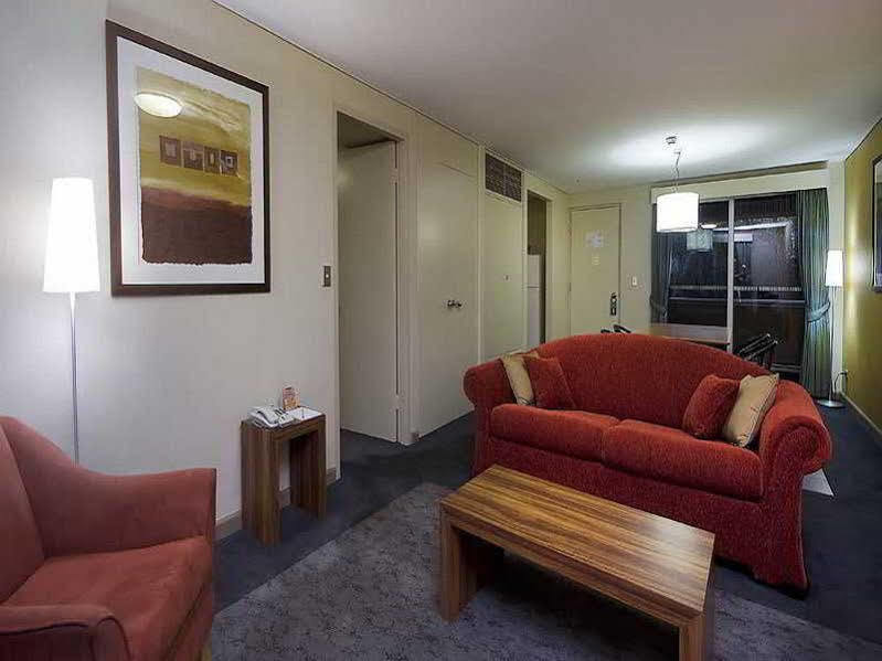 Emu Walk Apartments Айерс-Рок Экстерьер фото